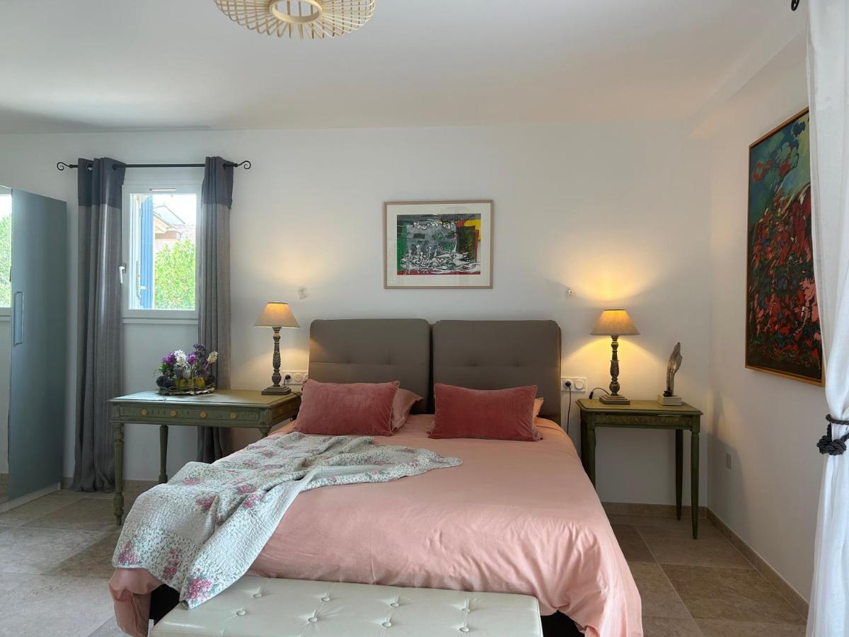 Au Ciel Etoile Bed and Breakfast Castillon-du-Gard Exteriör bild